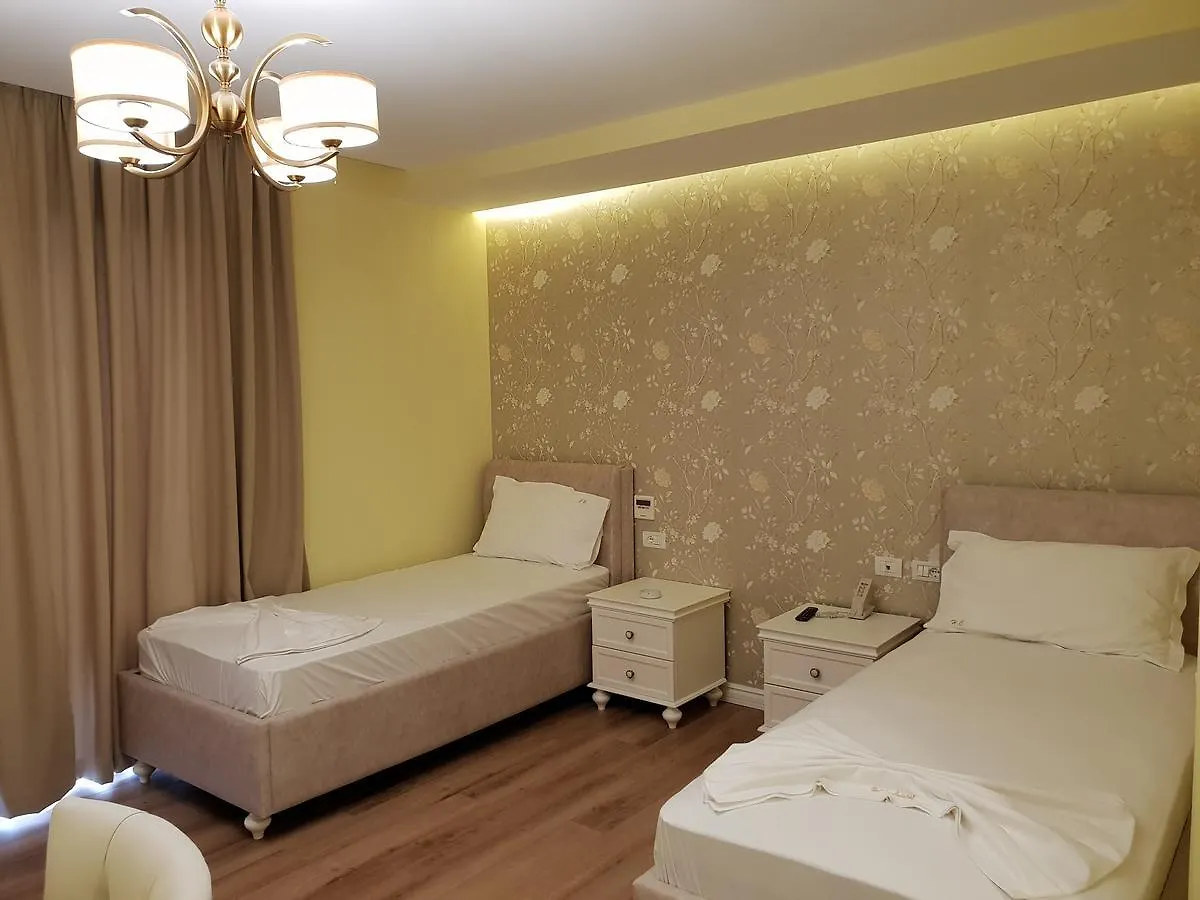 Crystal Hotel Durres